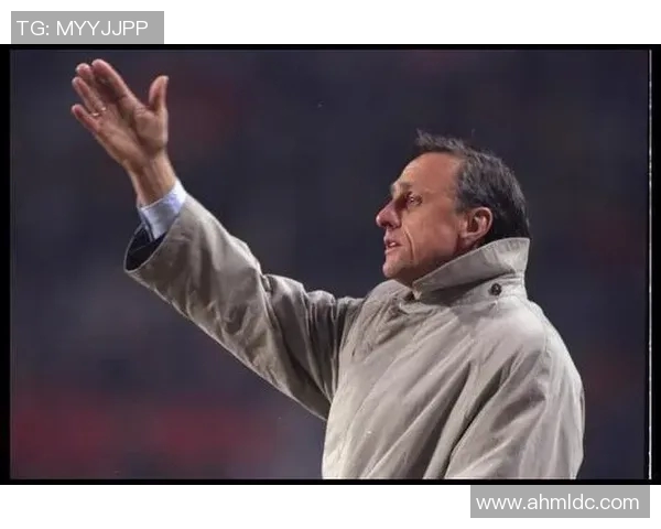 南京网球队边路渗透战术深度解析与实战应用探讨 南京网球队边路渗透战术深度解析与实战应用探讨