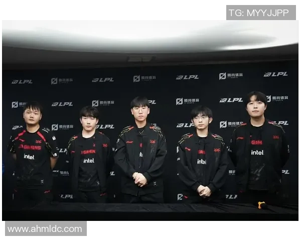 和平精英评论：深入分析JDG战队进攻策略的优缺点与未来改进方向