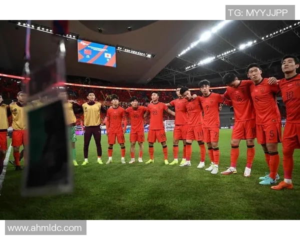 广州足球队状态引发热议球迷对未来表现充满期待与担忧 广州足球队状态引发热议球迷对未来表现充满期待与担忧