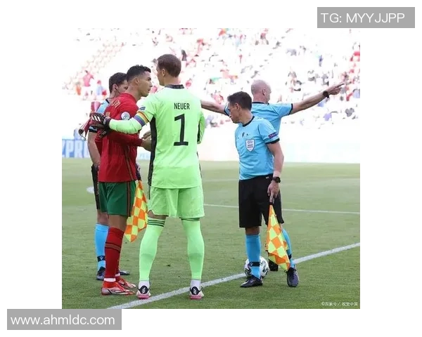 诺伊尔：从守门员到传奇的足球之路与不屈精神